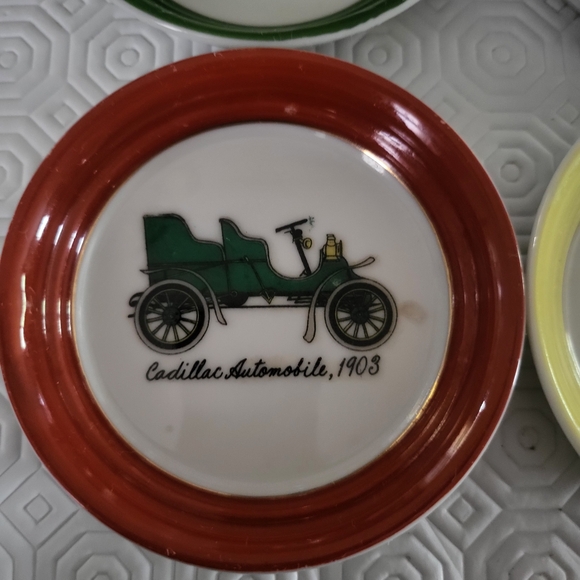 Classic Automobile Coaster Set - 4pc - Picture 4 of 6
